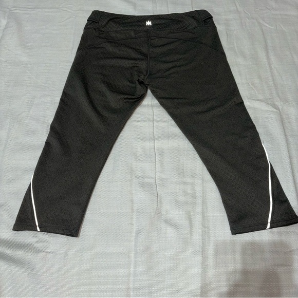 Kyodan Athletic Capri’s - Picture 1 of 7